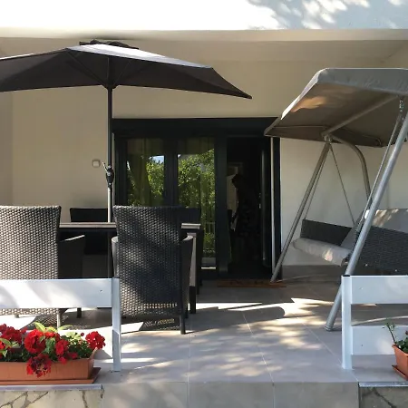 Nefelejcs Apartman Balatonvilágos